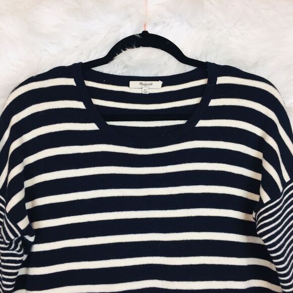 Madewell Navy & White Striped Curved Hem‎ Sweater - Picture 4 of 8